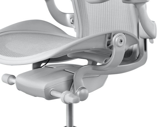 Herman Miller Aeron seat has high wings on both sides which may be less comfortable for people with wide hips and thighs